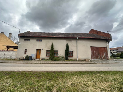 Prodej Rodinný dům 4+1, Měrůtky